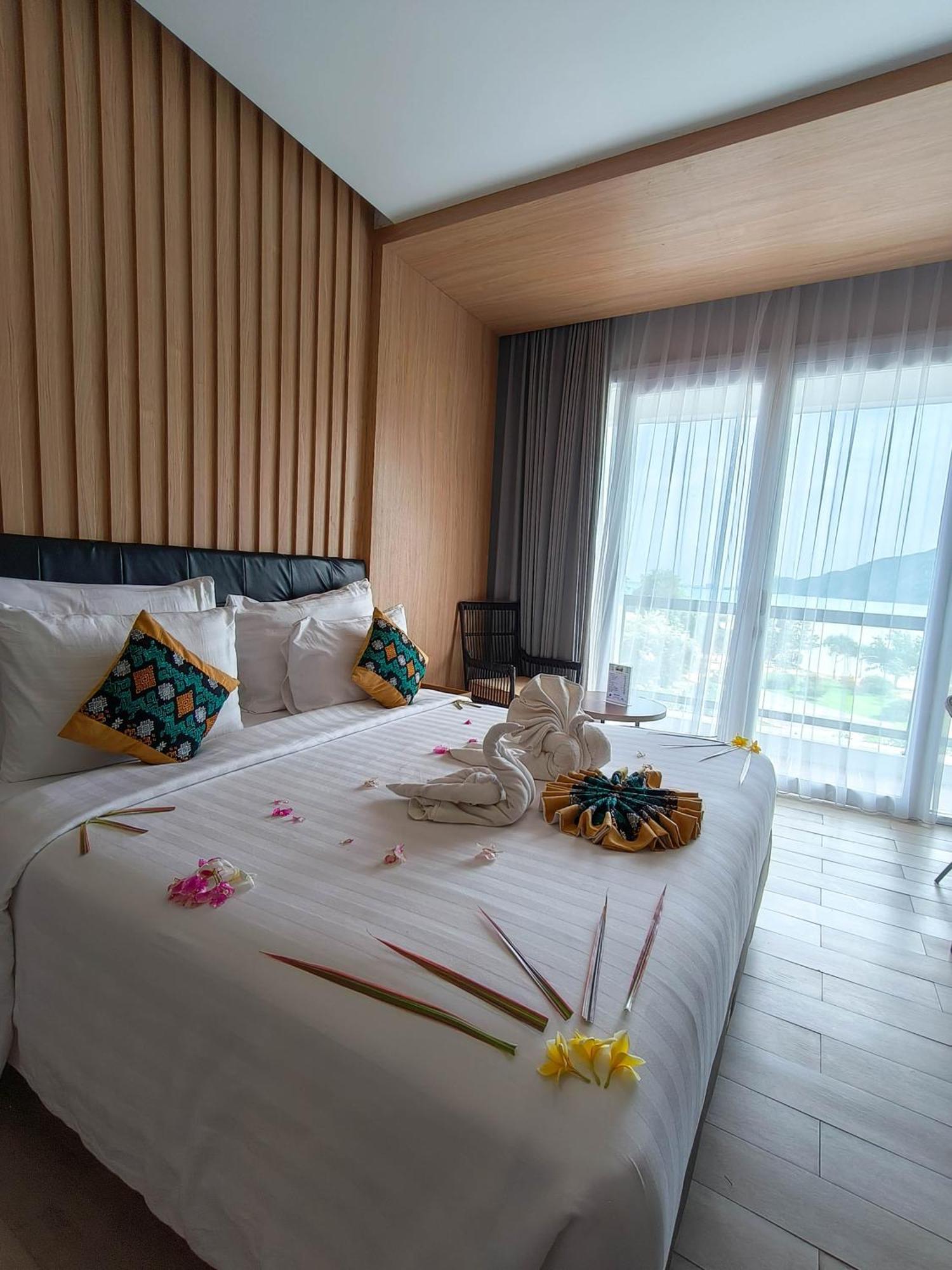 Raja Hotel Kuta Mandalika Resort & Convention Dış mekan fotoğraf