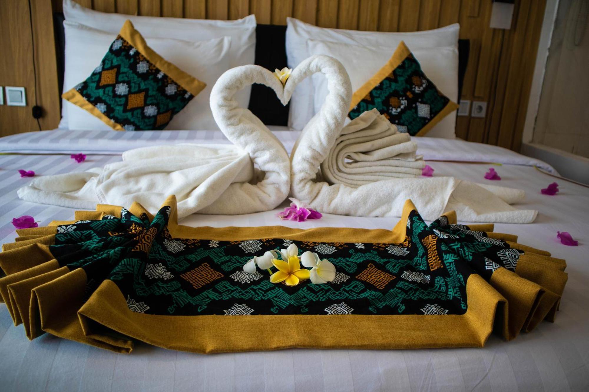 Raja Hotel Kuta Mandalika Resort & Convention Dış mekan fotoğraf