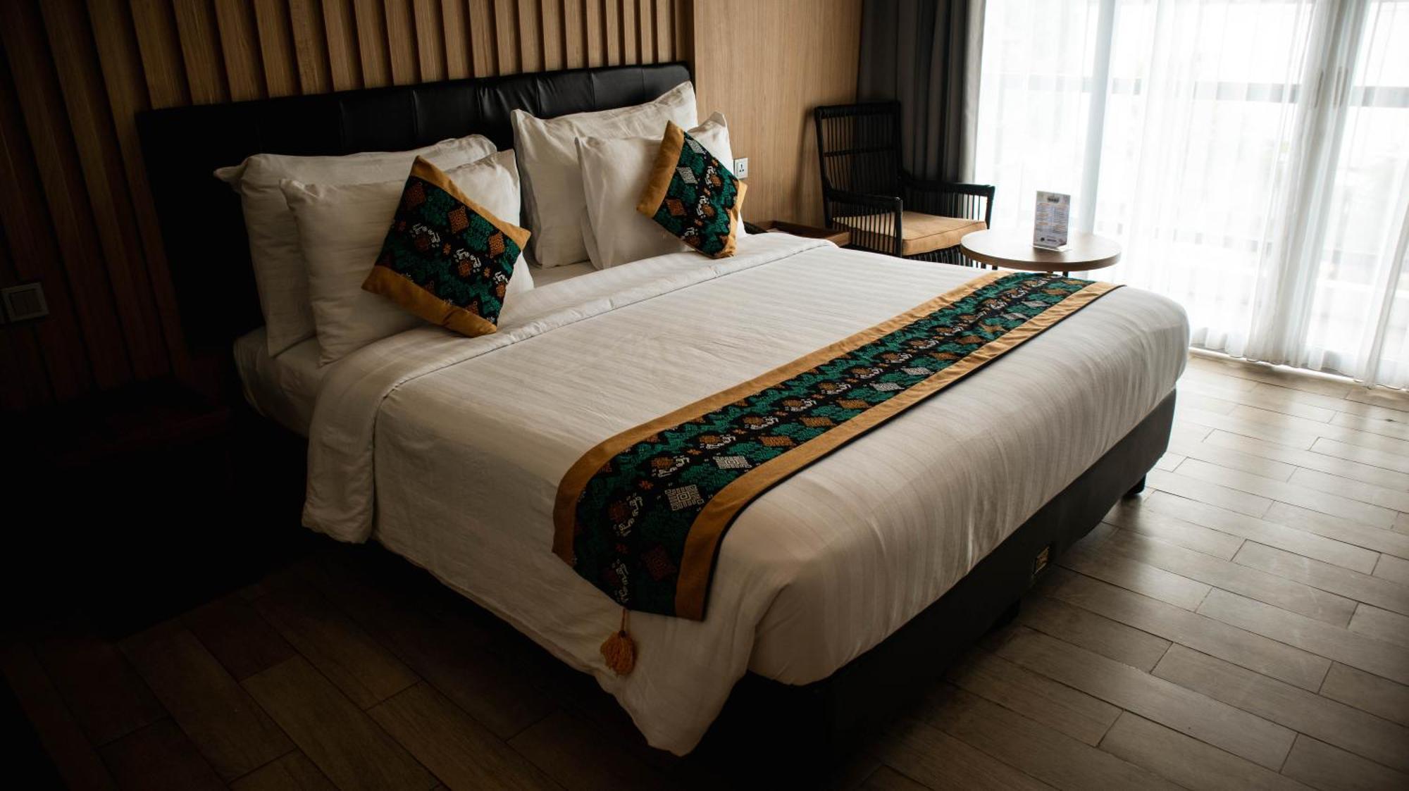 Raja Hotel Kuta Mandalika Resort & Convention Dış mekan fotoğraf