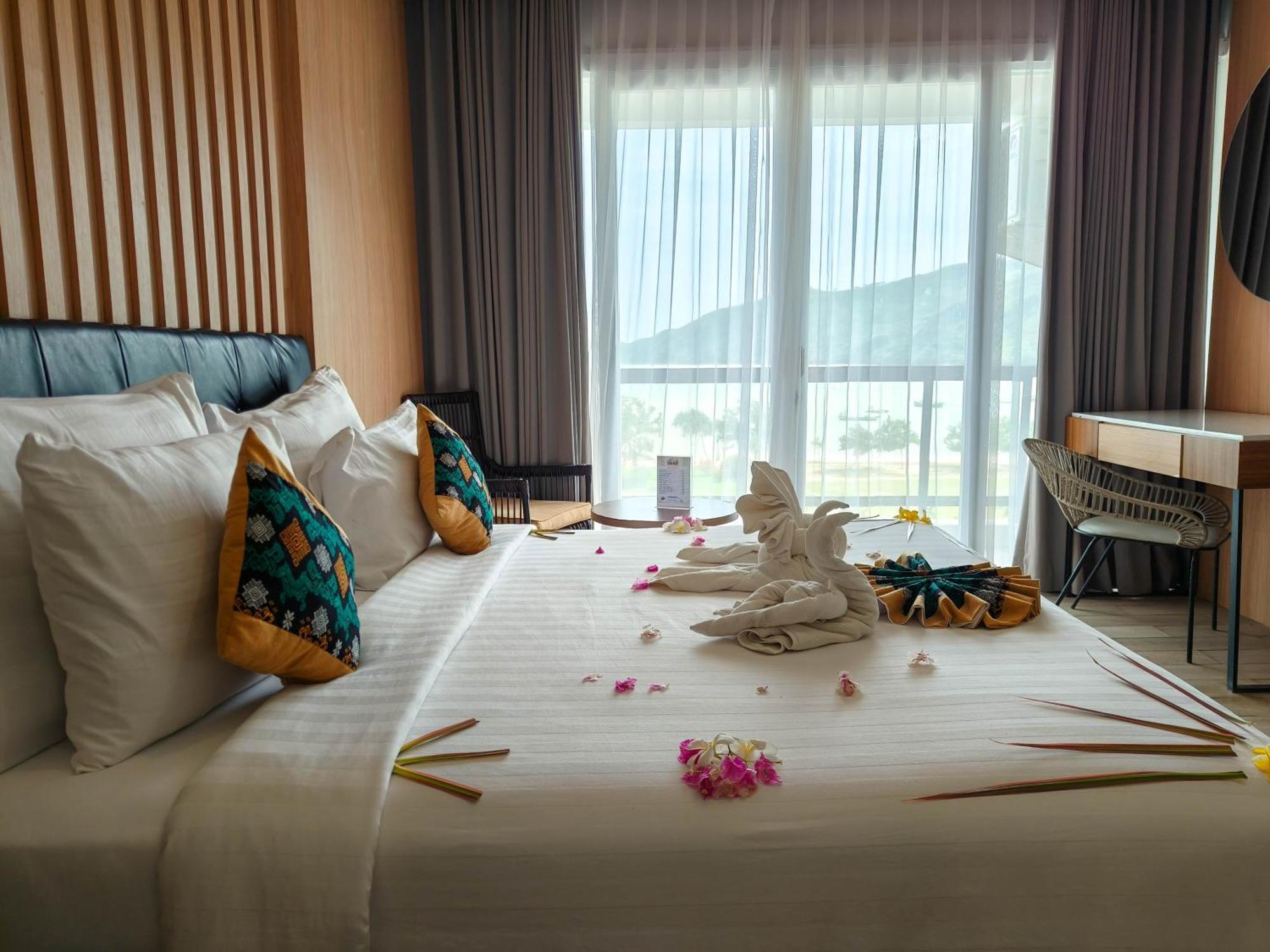 Raja Hotel Kuta Mandalika Resort & Convention Dış mekan fotoğraf