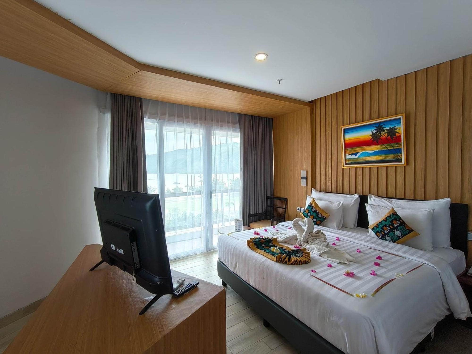 Raja Hotel Kuta Mandalika Resort & Convention Dış mekan fotoğraf